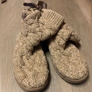 sweater lace up ugg boots